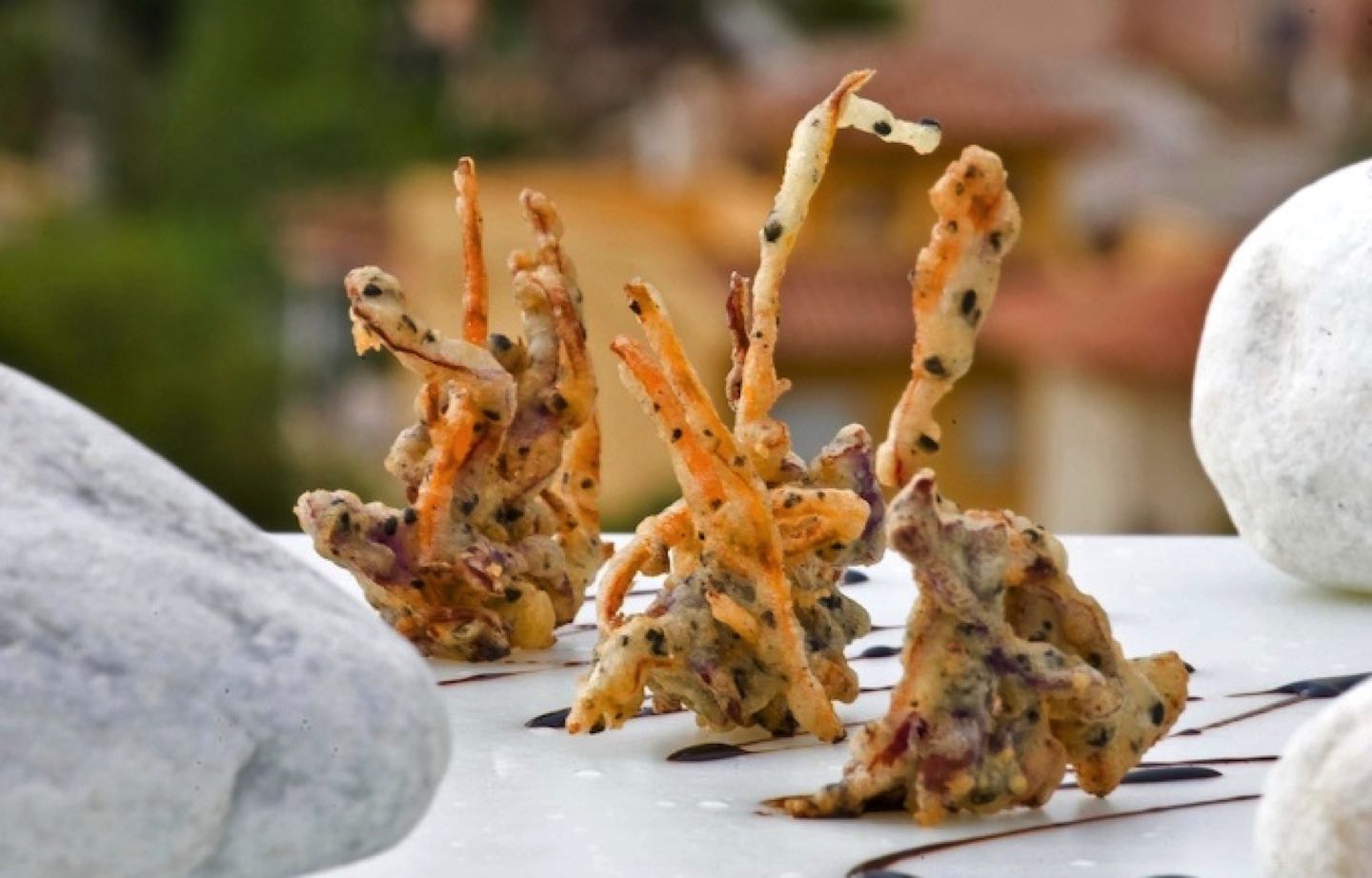 Taste healthy food as a Christmas activity: vegetable tempura