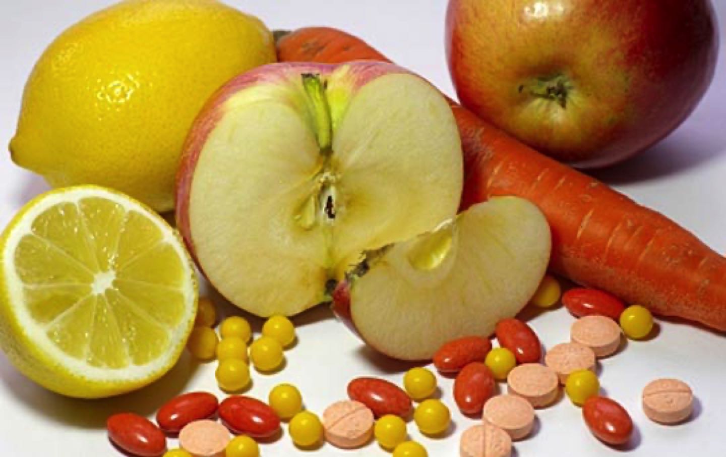 Food and drugs in antiaging medicine