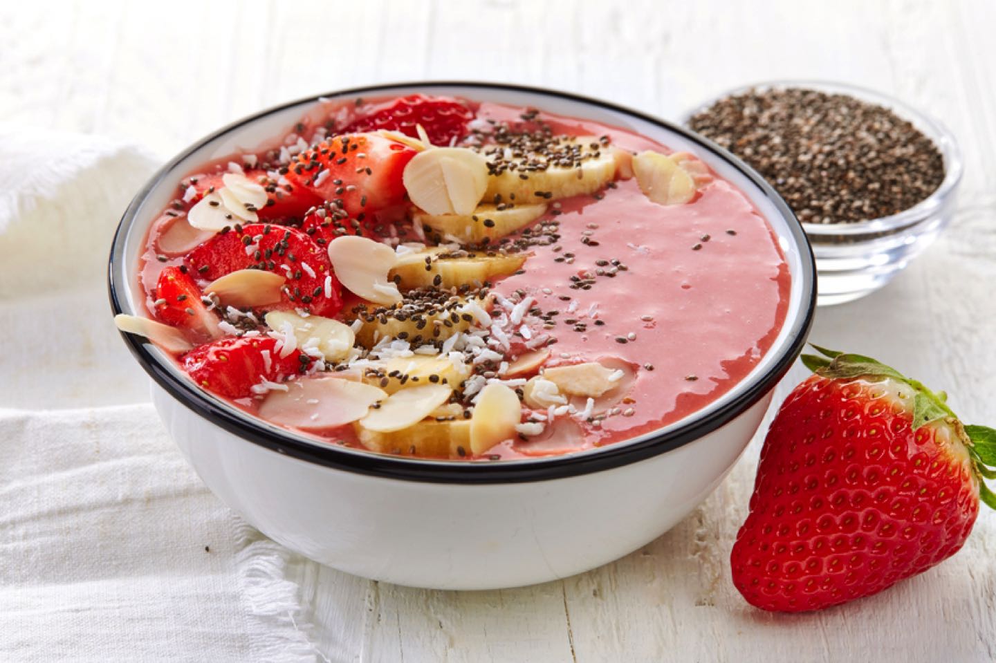 bowl of breakfast smoothie